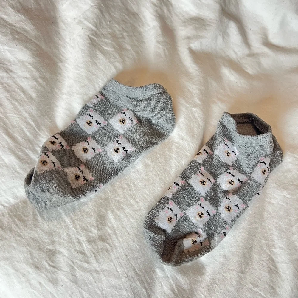 Cute Gray Llama Socks - Picture 3 of 5